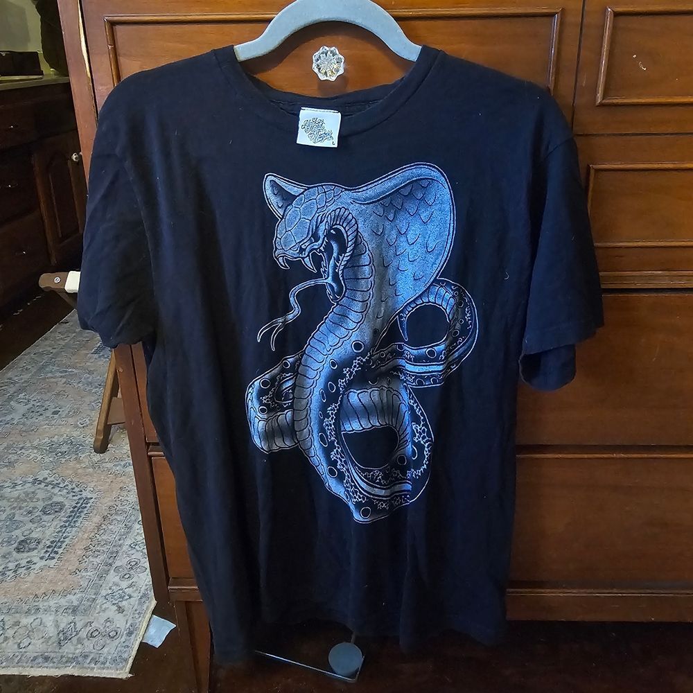 Black Cobra Tee